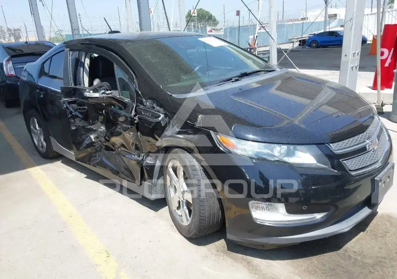 2015 Chevrolet Volt фото