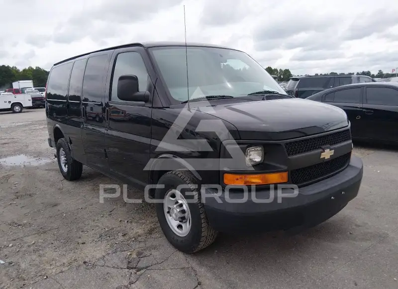 2015 Chevrolet Express photo