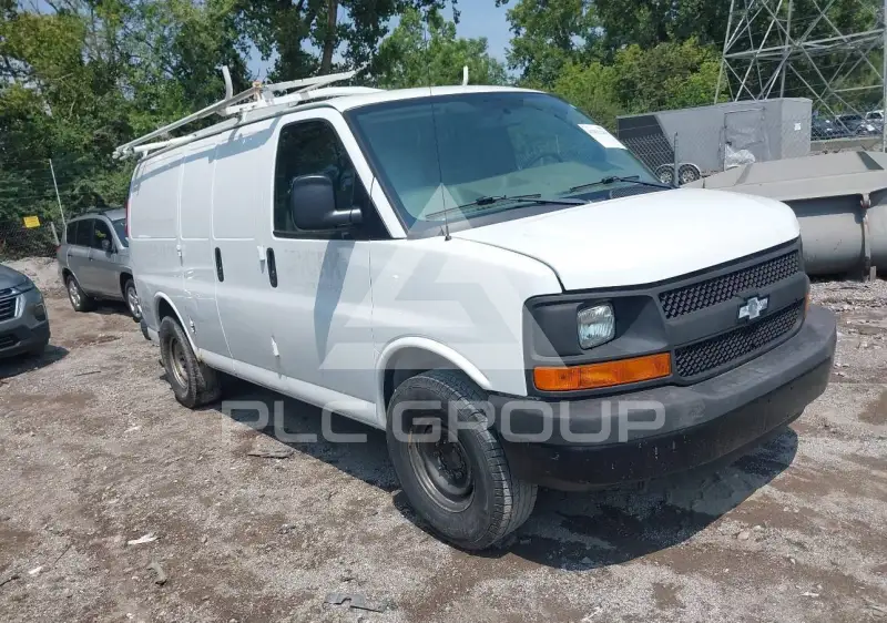 2015 Chevrolet Express фото