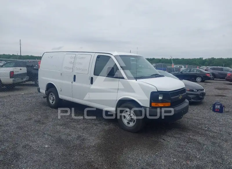 2015 Chevrolet Express фото
