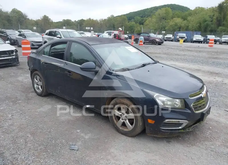 2015 Chevrolet Cruze photo