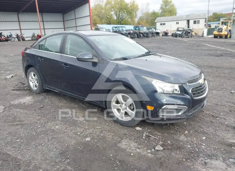 2015 Chevrolet Cruze photo