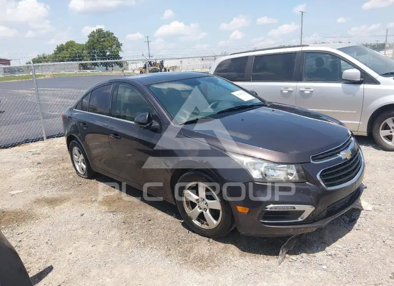 2015 Chevrolet Cruze photo