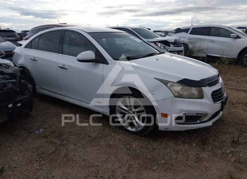 2015 Chevrolet Cruze photo