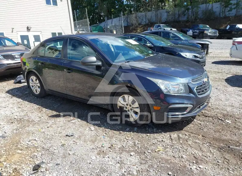 2015 Chevrolet Cruze photo