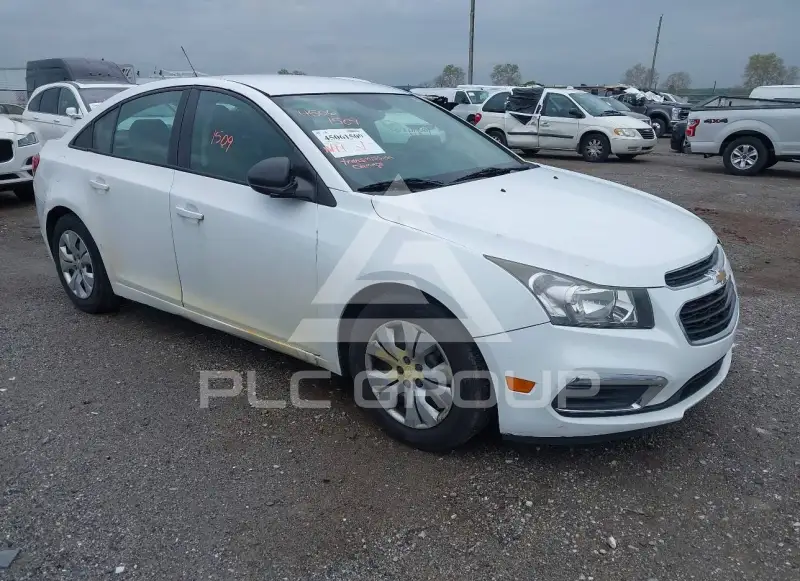 2015 Chevrolet Cruze photo