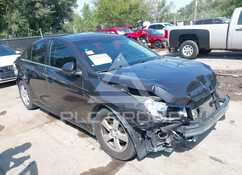 2015 Chevrolet Cruze photo