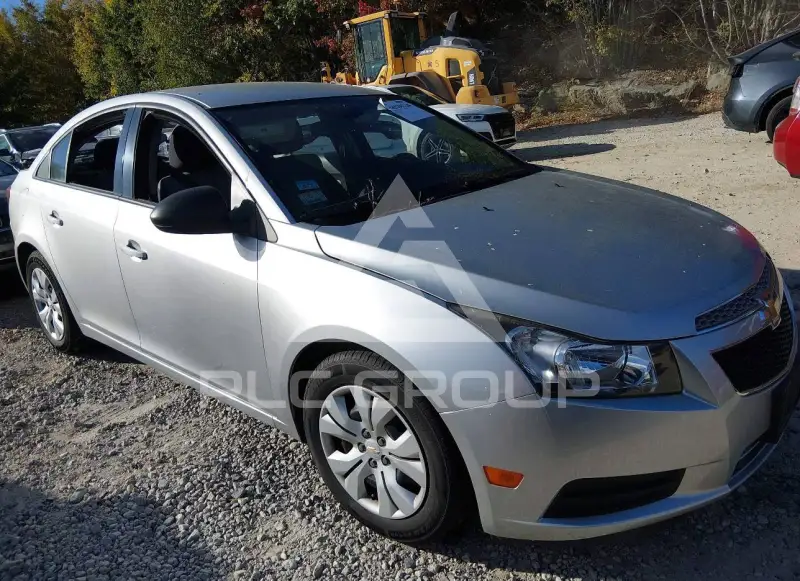 2015 Chevrolet Cruze photo