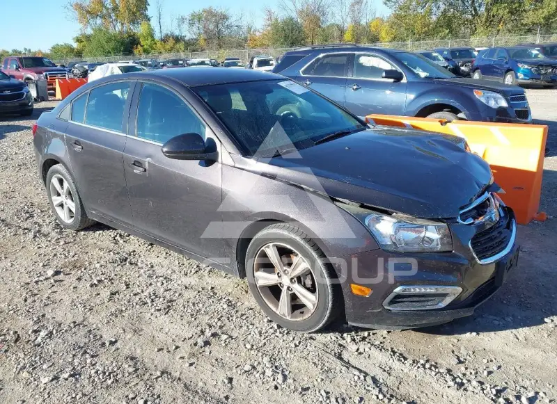 2015 Chevrolet Cruze photo