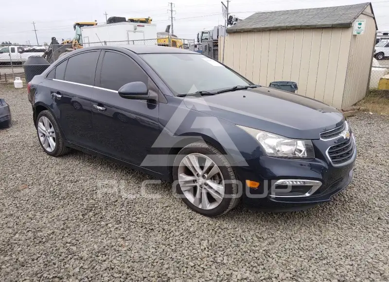 2015 Chevrolet Cruze photo