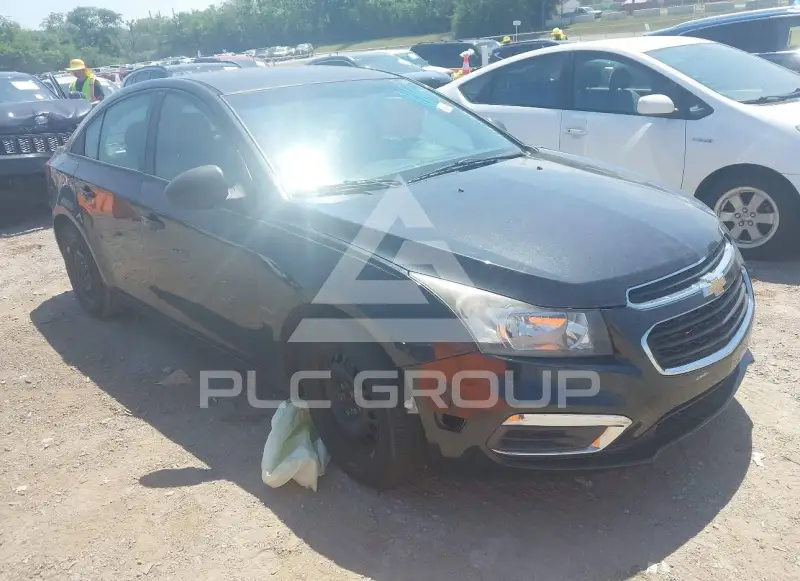 2015 Chevrolet Cruze photo