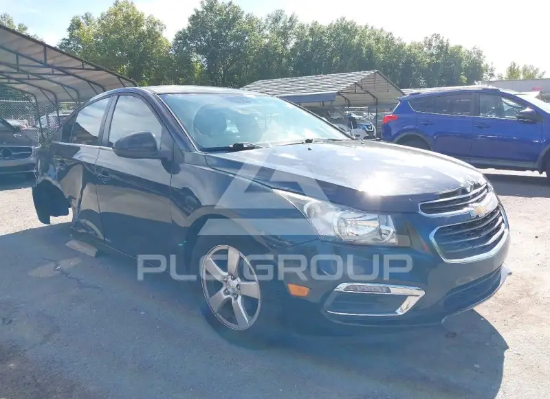 2015 Chevrolet Cruze photo
