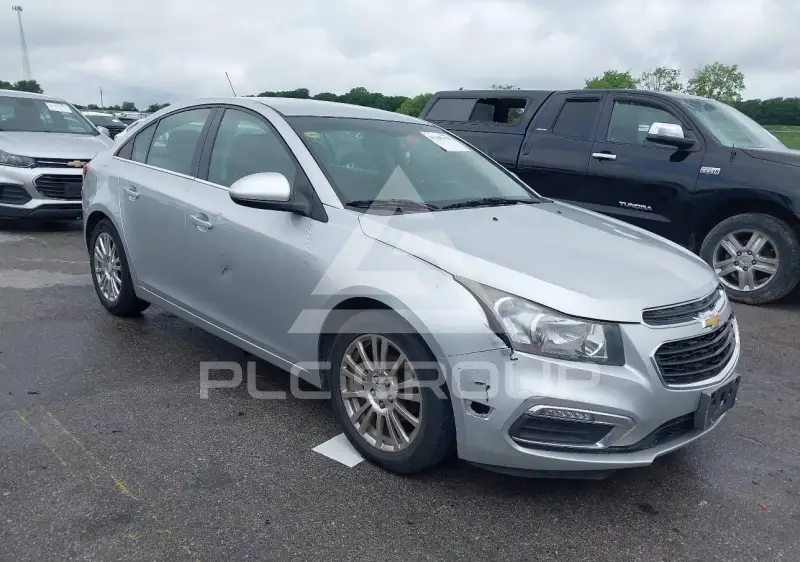 2015 Chevrolet Cruze photo