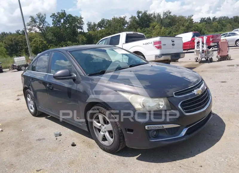2015 Chevrolet Cruze photo