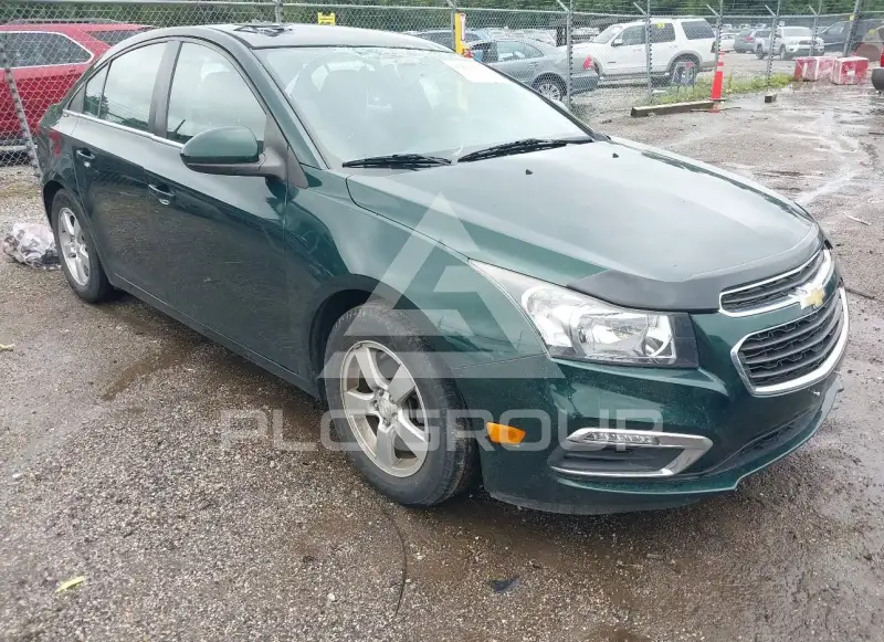 2015 Chevrolet Cruze photo