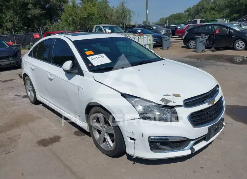 2015 Chevrolet Cruze photo