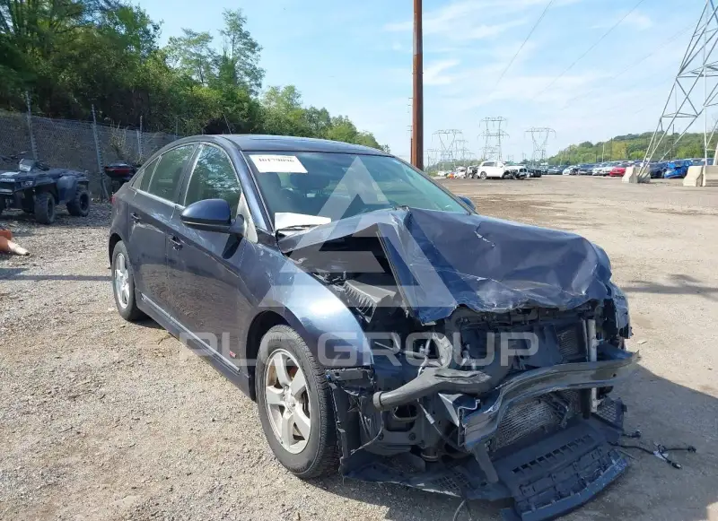2015 Chevrolet Cruze photo