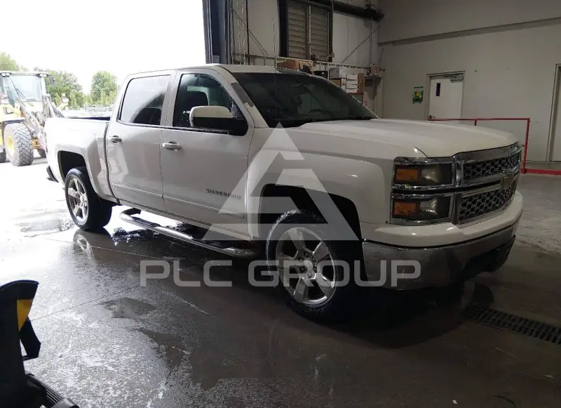 2015 Chevrolet Silverado photo
