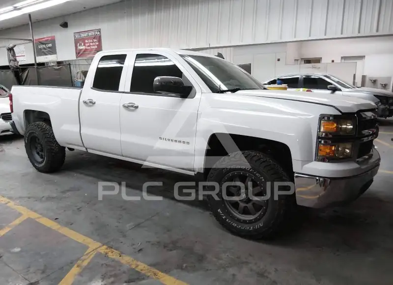 2015 Chevrolet Silverado photo