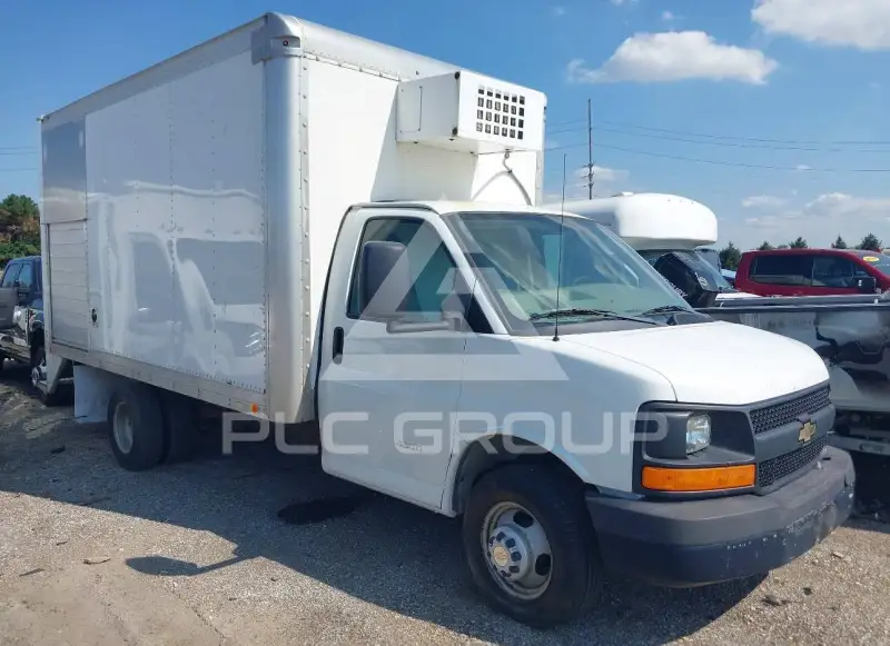 2015 Chevrolet Express фото