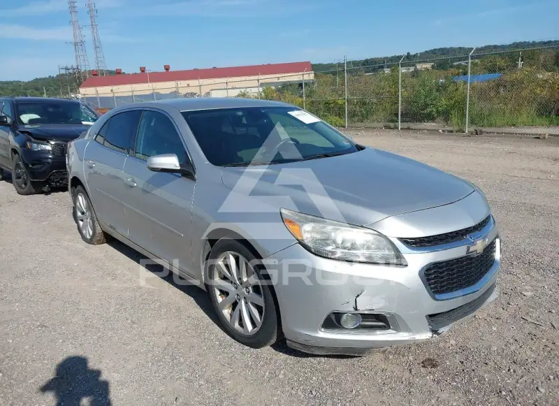 2015 Chevrolet Malibu photo