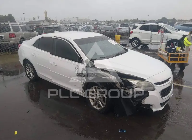 2015 Chevrolet Malibu photo