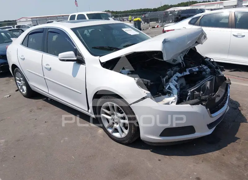 2015 Chevrolet Malibu photo