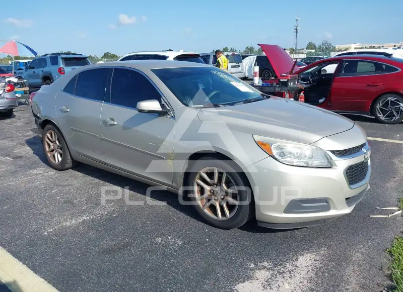 2015 Chevrolet Malibu photo