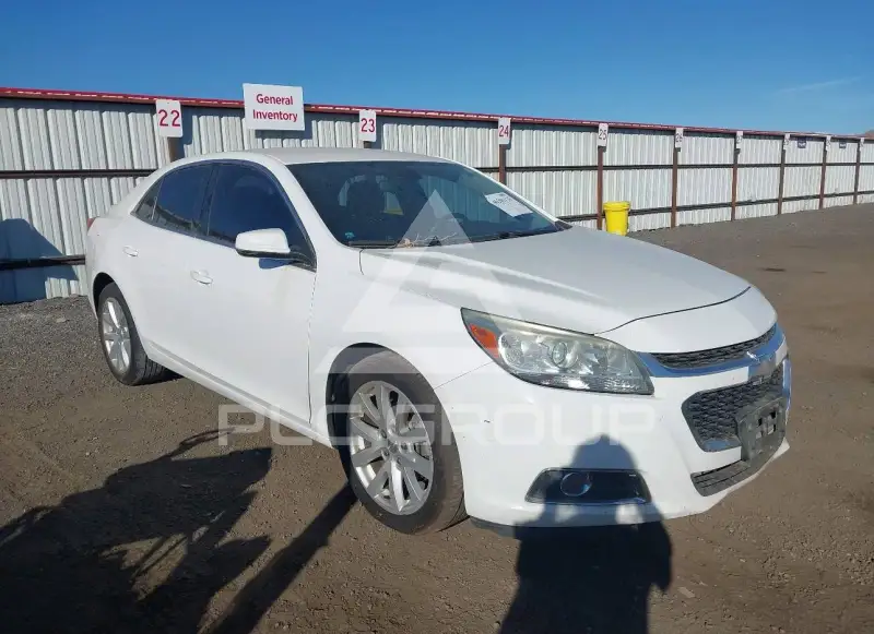 2015 Chevrolet Malibu photo