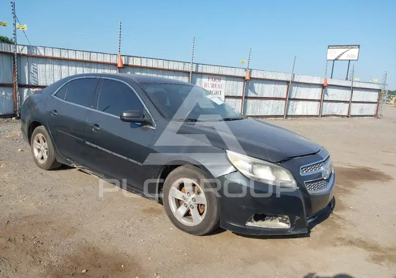 2015 Chevrolet Malibu photo