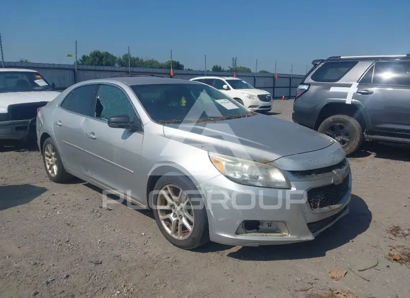 2015 Chevrolet Malibu photo