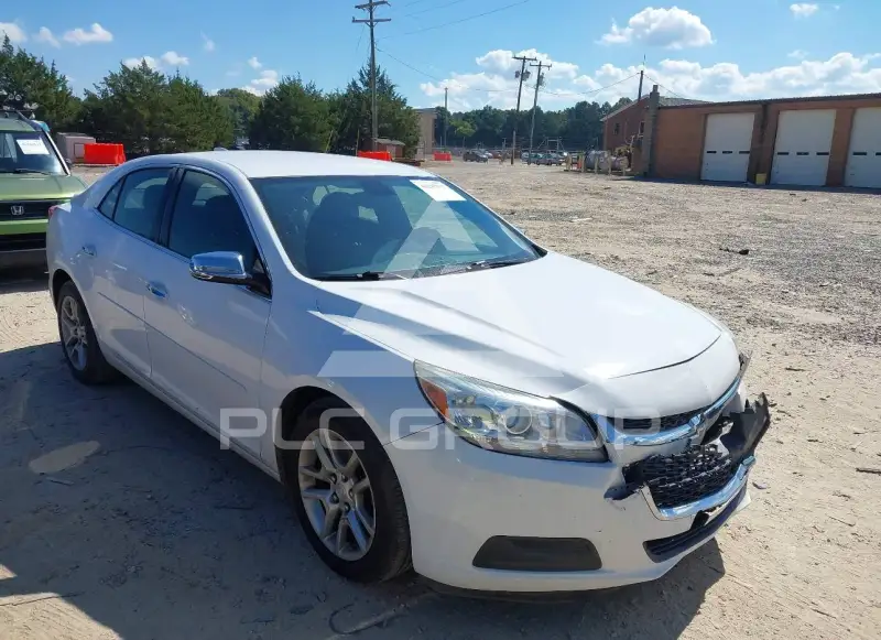 2015 Chevrolet Malibu photo
