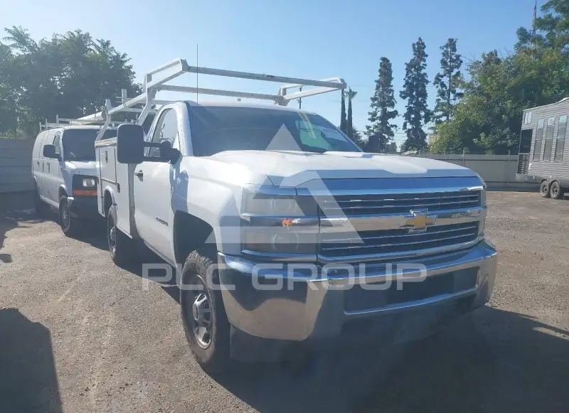 2015 Chevrolet Silverado photo