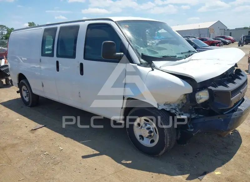 2015 Chevrolet Express фото