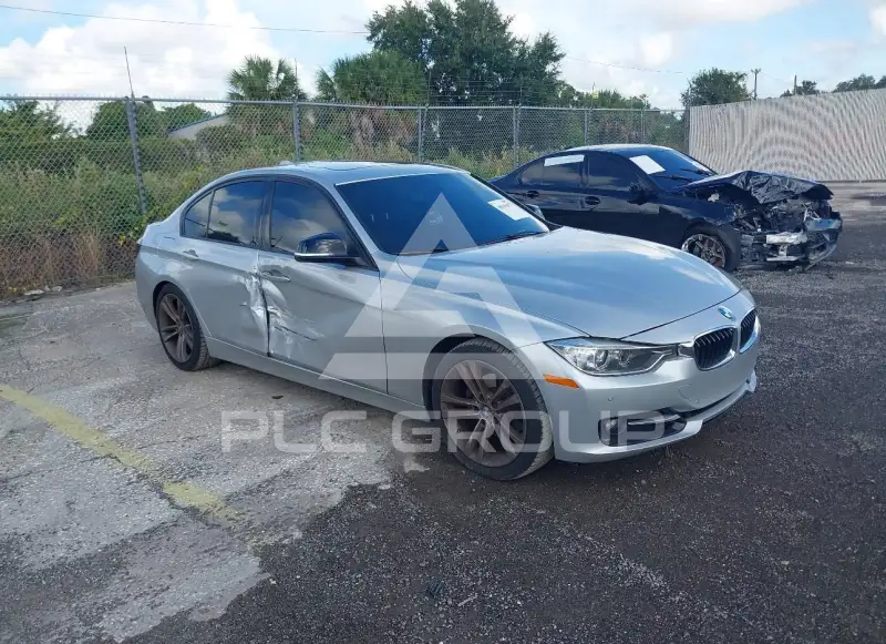 2015 BMW 330 photo