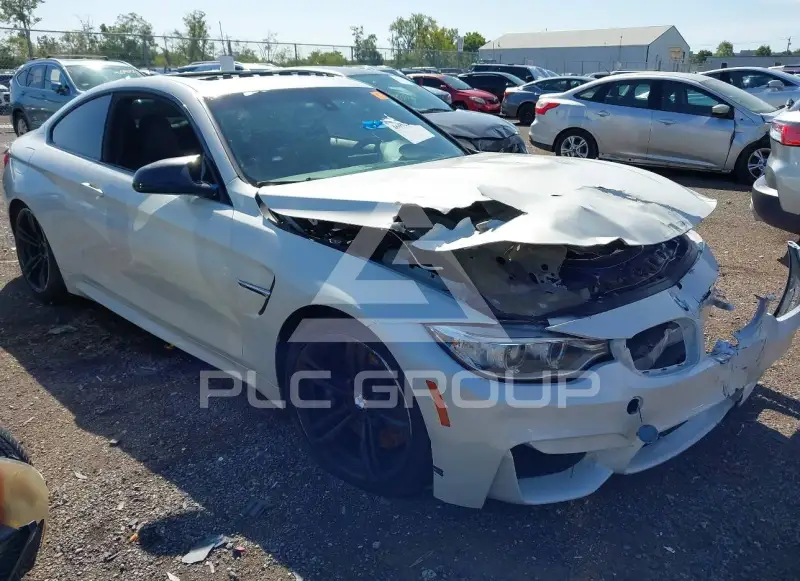 2015 BMW M4 фото