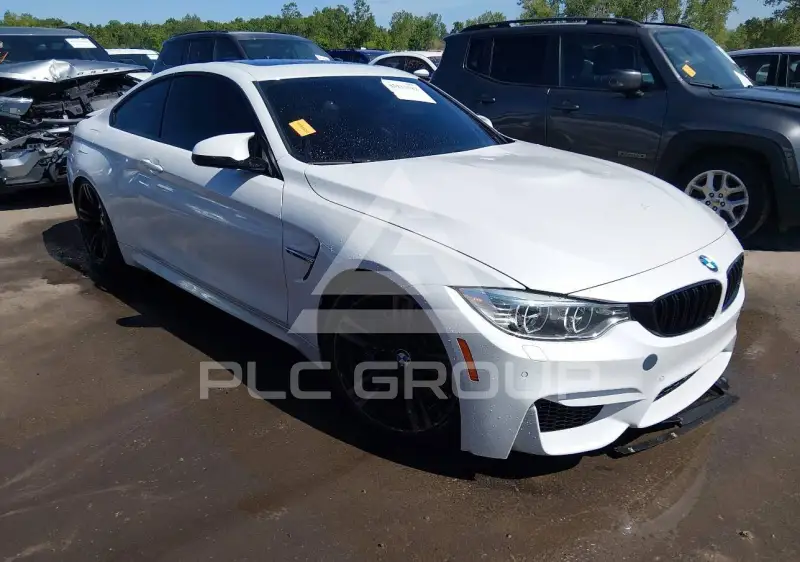 2015 BMW M4 фото