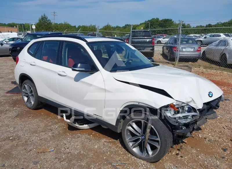 2015 BMW X1 фото