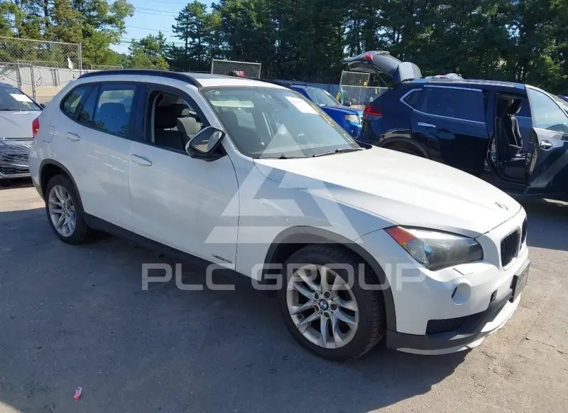 2015 BMW X1 фото