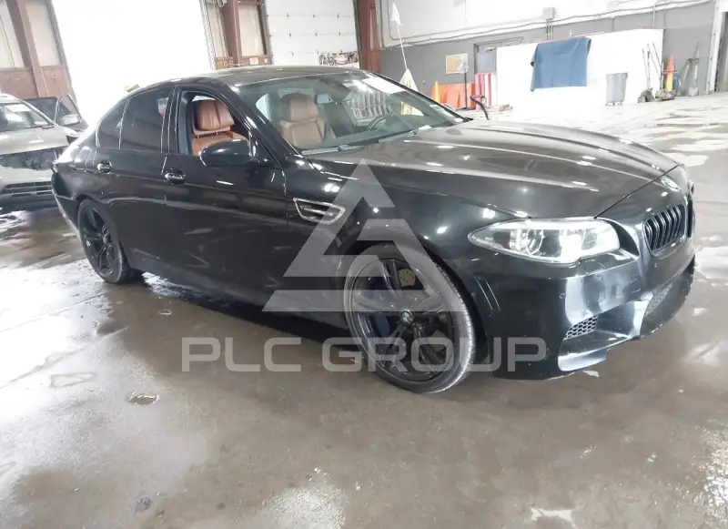 2015 BMW M5 photo