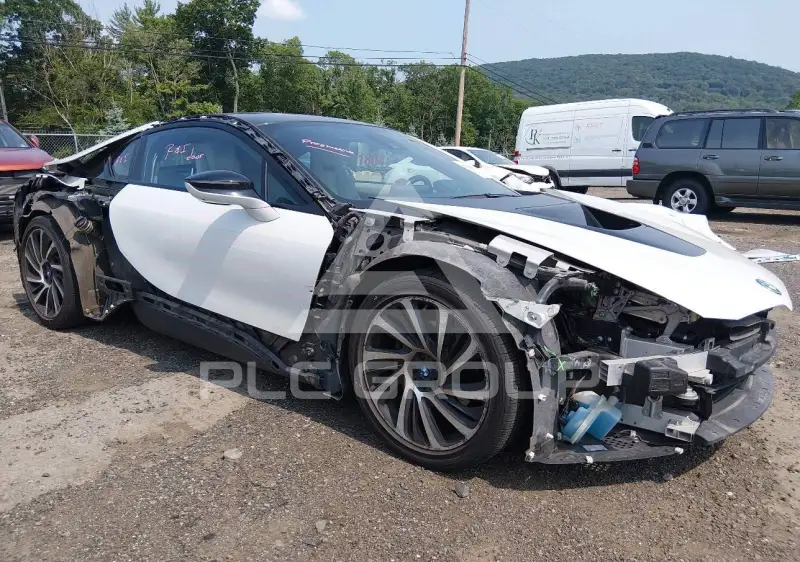 2015 BMW I8 photo