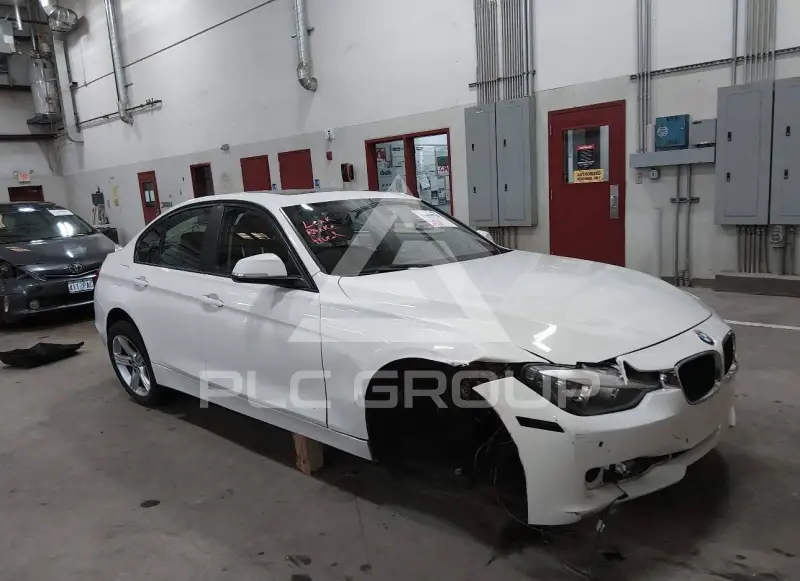 2015 BMW 328 фото