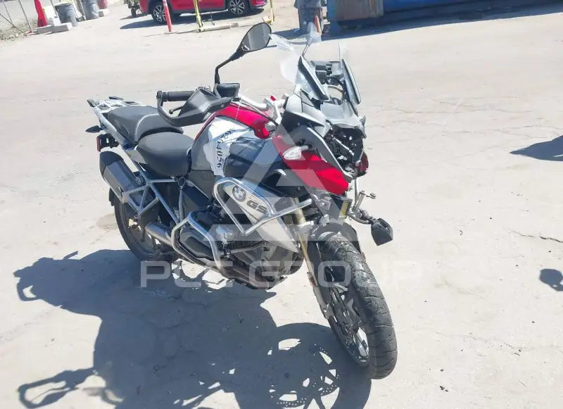 2015 BMW R1200 photo
