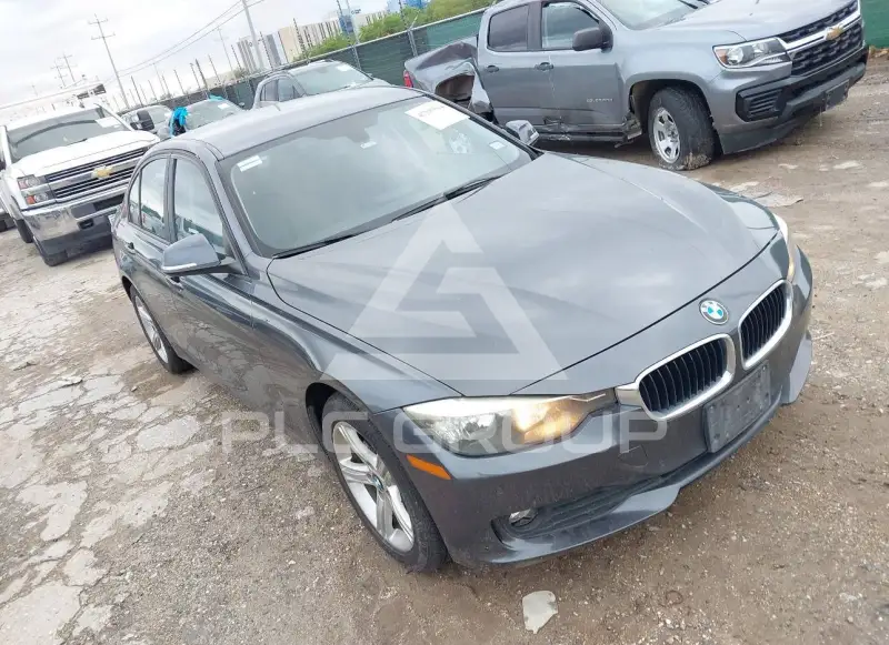 2015 BMW 320 photo