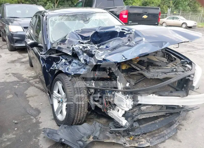 2015 BMW 320 photo