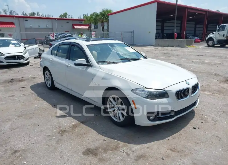 2015 BMW 528 photo