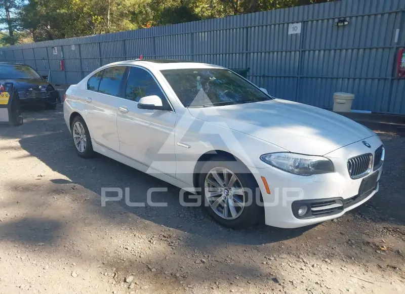 2015 BMW 528 photo