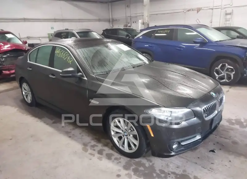 2015 BMW 528 фото