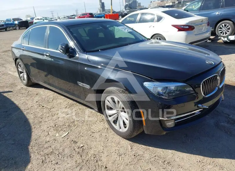 2015 BMW 740 фото