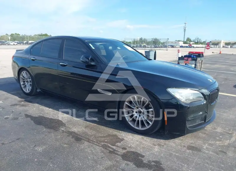 2015 BMW 740 фото